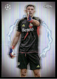 Emiliano Martínez, Kartička, Topps Chrome UEFA Club Competitions 2024-2025