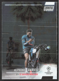 Alphonso Davies, Kartička, 2021-22 Topps Stadium Club Chrome UEFA Champions League, BASE
